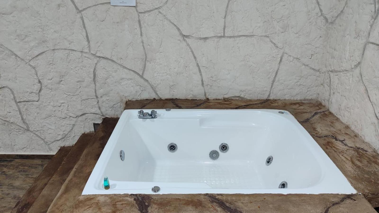 Hotel Spa El Gran Coral By Rotamundos Jocotepec Ngoại thất bức ảnh